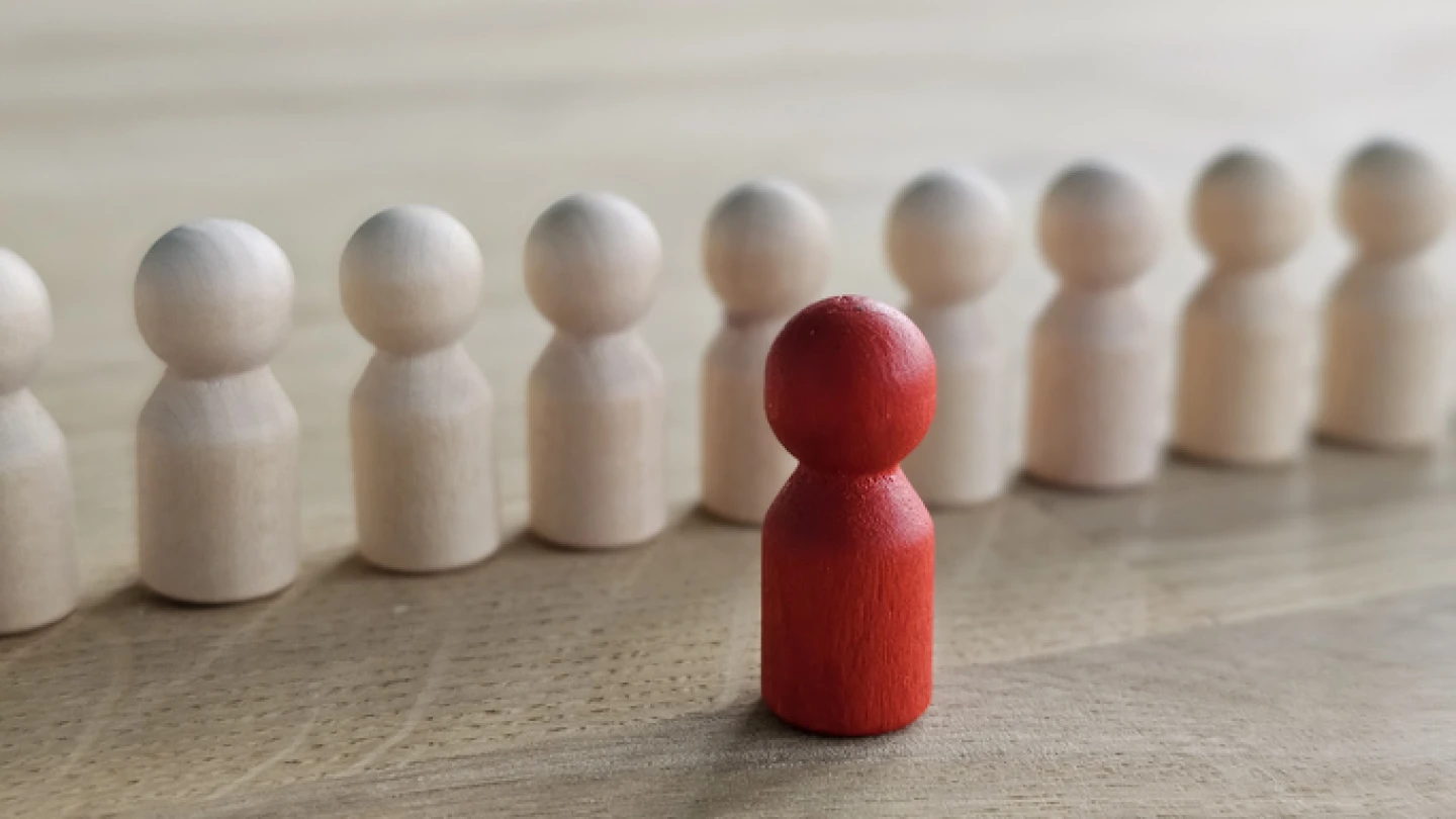 One red lottery winner or rare disease, multi-level personification, power, reverse search, secret sample, special spy, close-up. Company leader