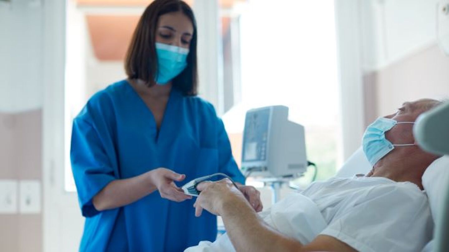 Oral antiviral for COVID19 was long-awaited to tre