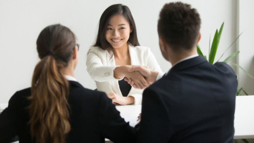 Ask these impressive final round interview questio