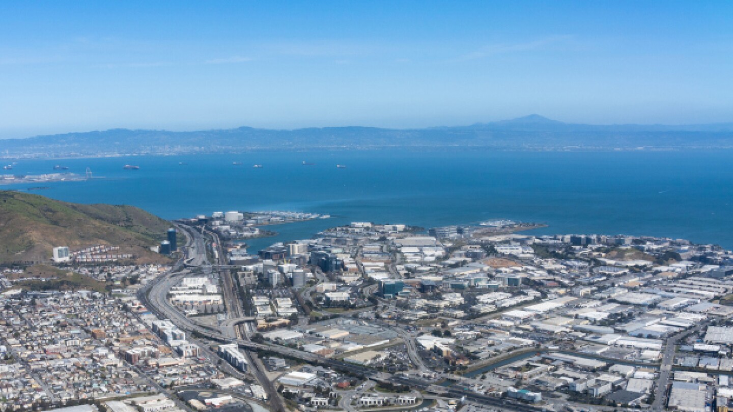 Aerial view of South San Francisco, California/iSt