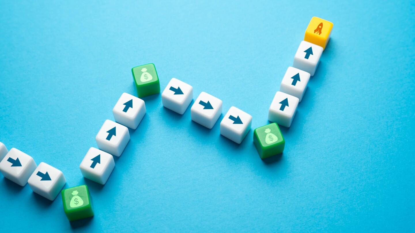 Searching for investments for a startup. Fundraising campaigns. Accumulation of funds. Search for investors and lending. New space race. A promising project