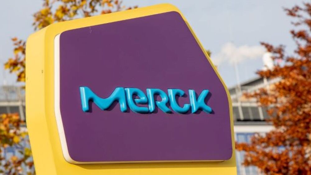 Pictured: Merck KGaA logo with Fall trees/TF-Image